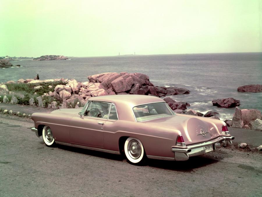  Lincoln Continental Mark II (60A) 1957 года  (фото 4 из 9)